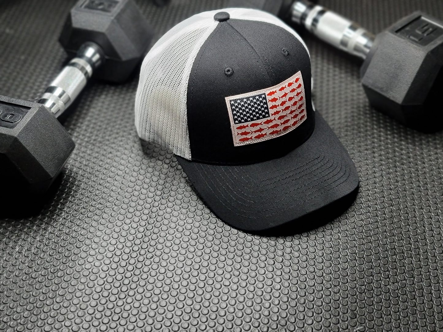 Black and White USA Fish Flag Mesh Cap